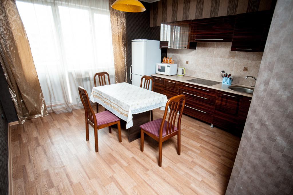 Апартаменты На Маркова Almatý Exterior foto